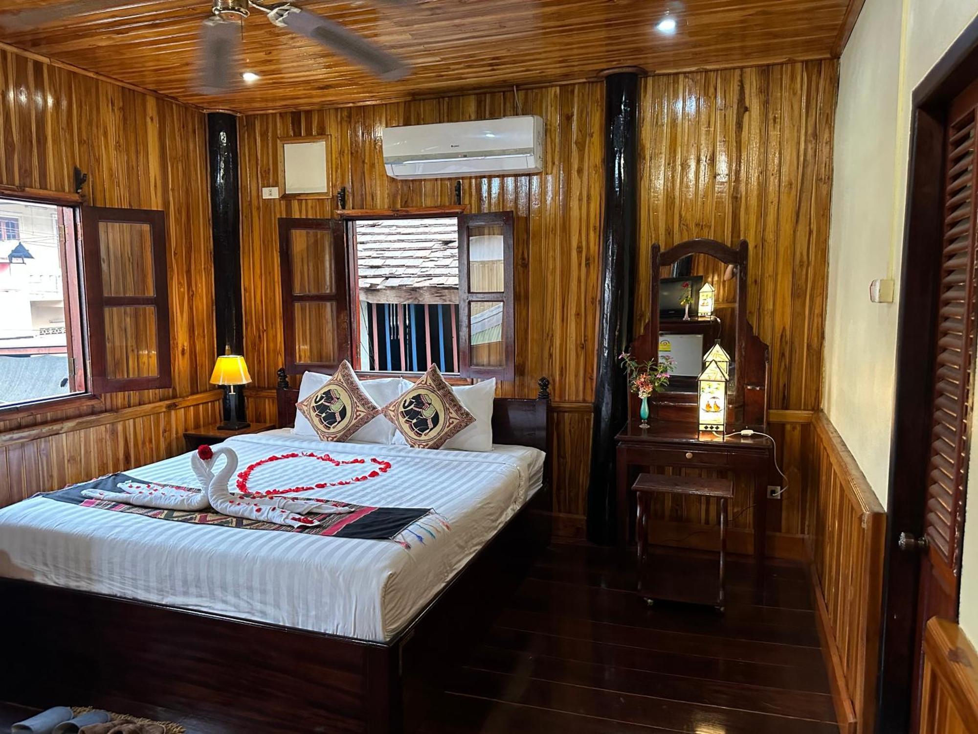 Villa Alounsavath Mekong Riverside Luang Prabang Exterior foto